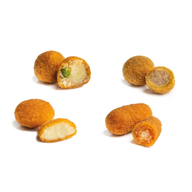 Četiri pohane pržene krokete, cijele i prepolovljene, s različitim nadjevima: sir, meso i umak od rajčice.