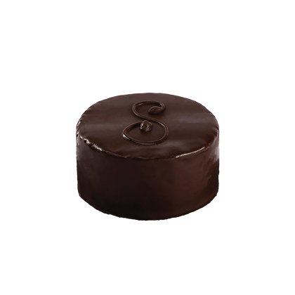Okrugla čokoladna torta s blistavom ganache glazurom i dekorativnim slovom na vrhu, bijela podloga